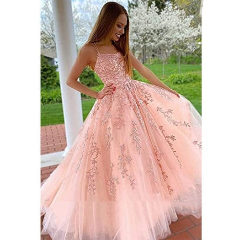 Robe de soirée caraco longue en tulle et dentelle