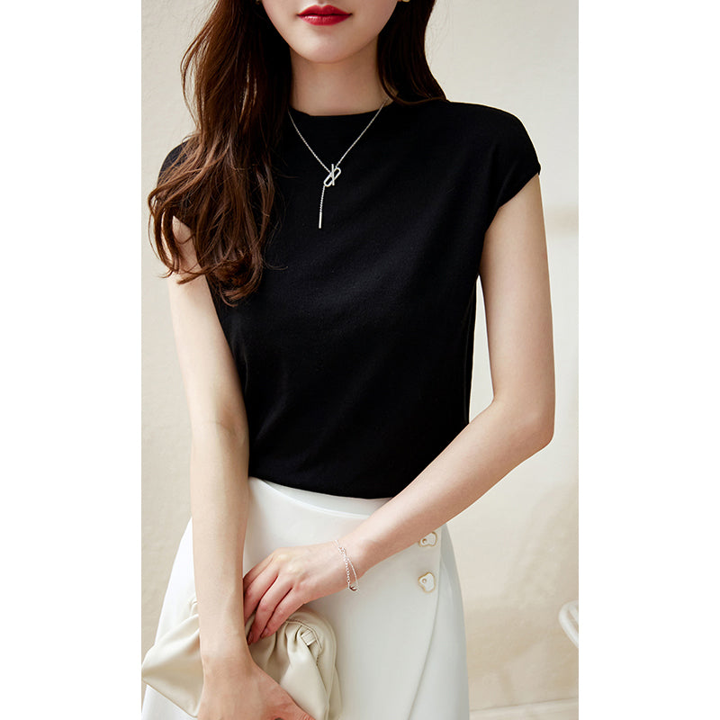 Black Round Neck Sleeveless Pullover Sweater