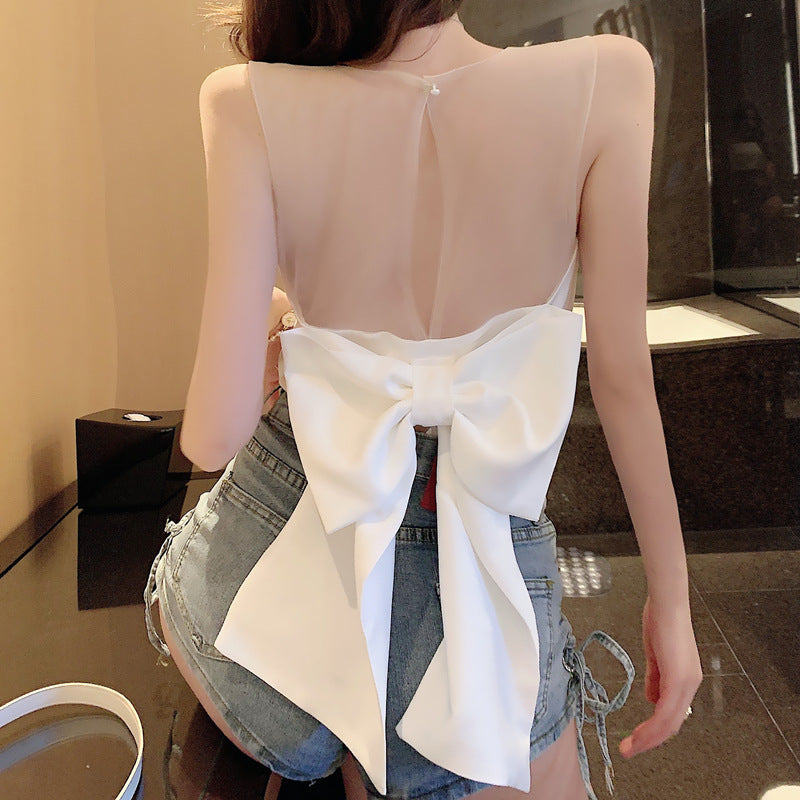 Women's Bottoming Off-shoulder Wrapped Chest With A Camisole And Jacket