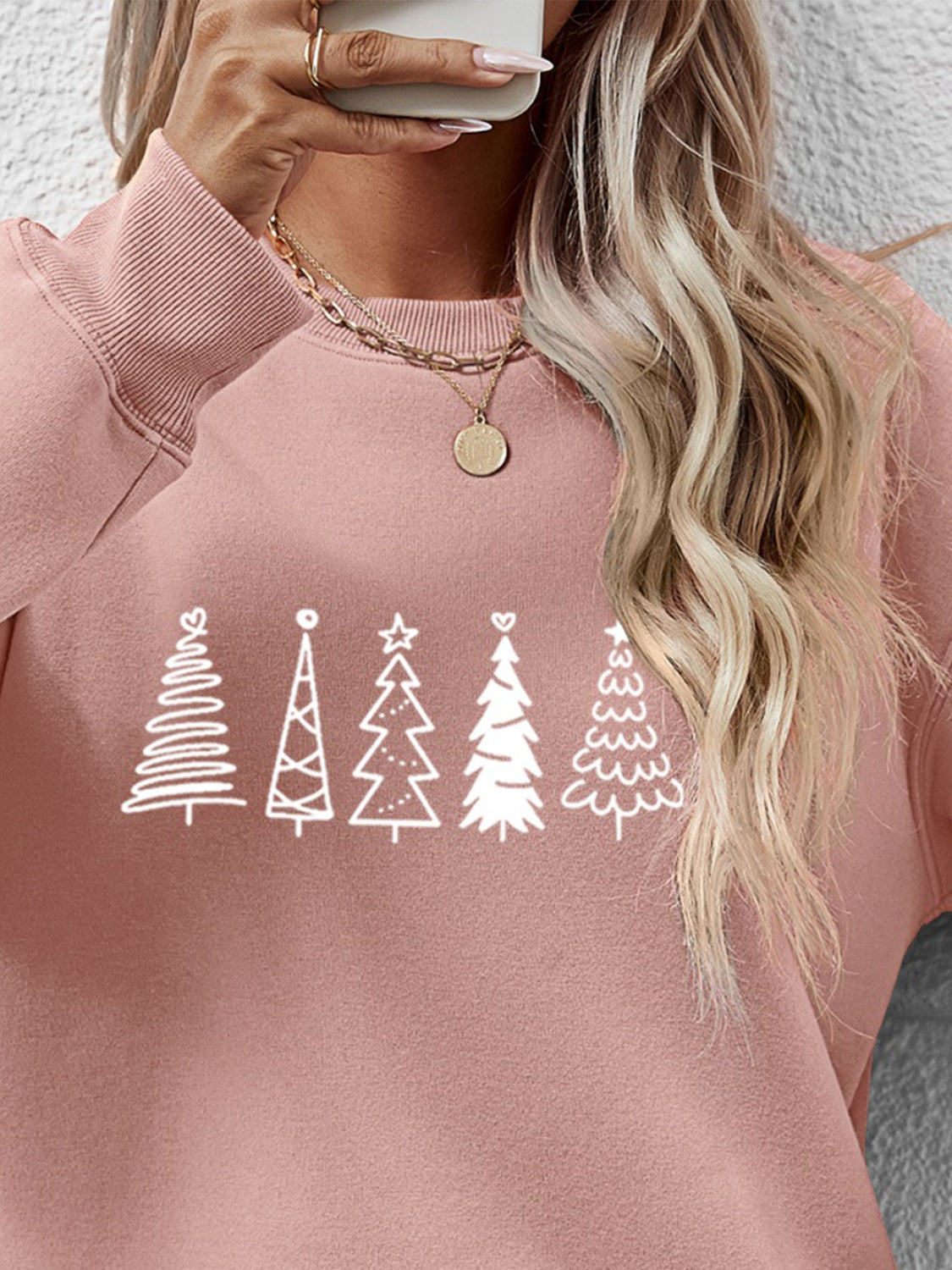 Sweat-shirt à épaules tombantes avec motif d'arbre de Noël