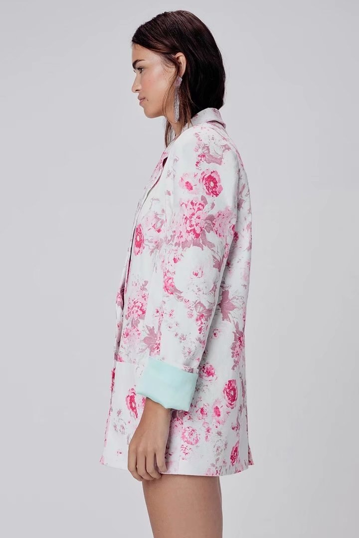 Chaqueta traje rosa flores 