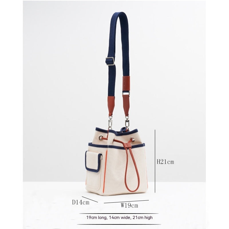 Sac en toile fermé avec cordon de serrage de couleur contrastée assorti