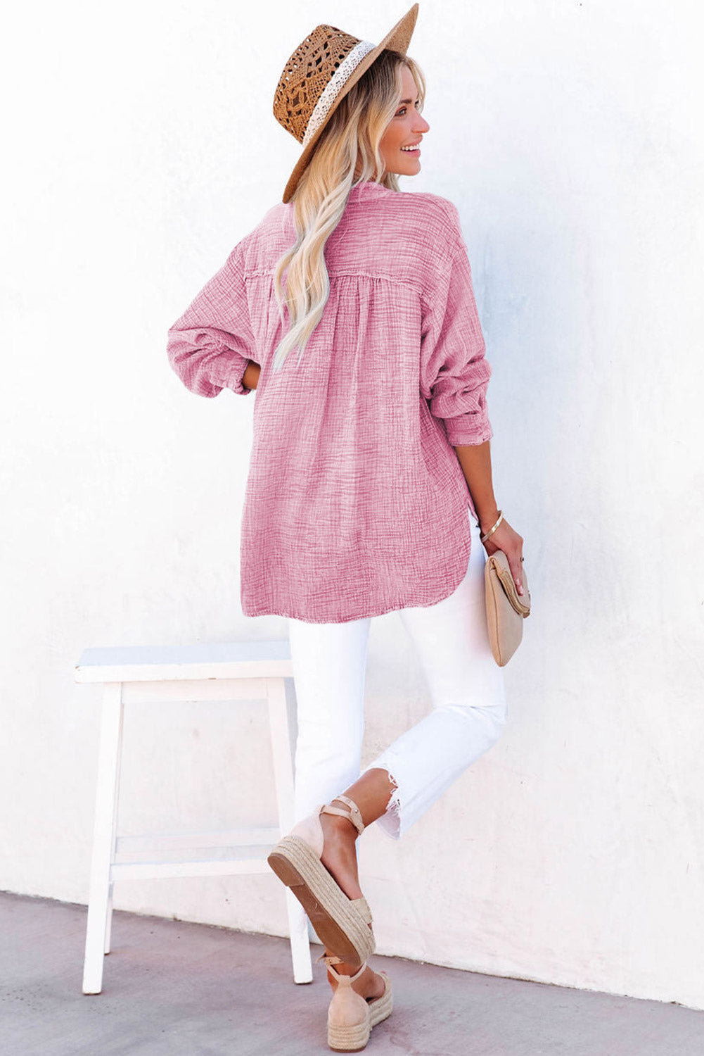 Haut Henley ample texturé rose froissé