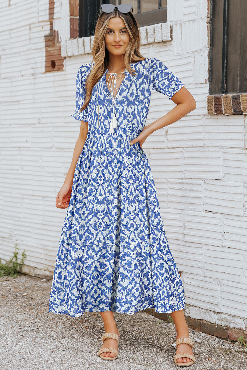 Robe longue décontractée à imprimé géométrique et col en V bleu ciel