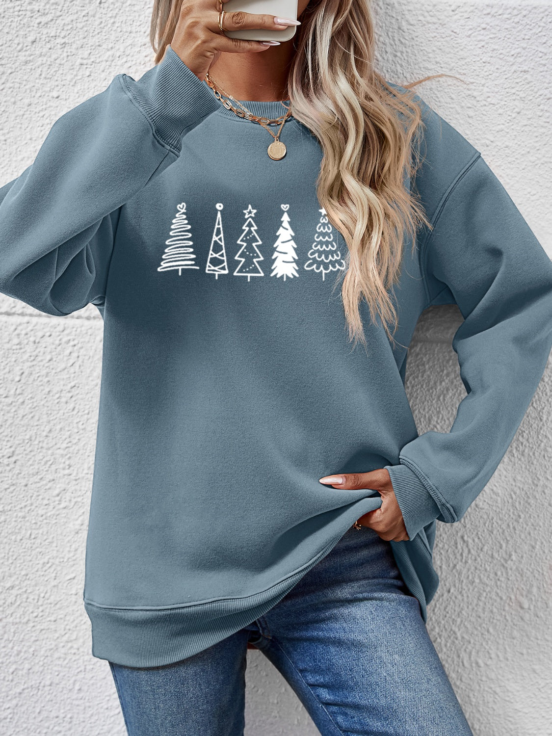 Sweat-shirt à épaules tombantes avec motif d'arbre de Noël