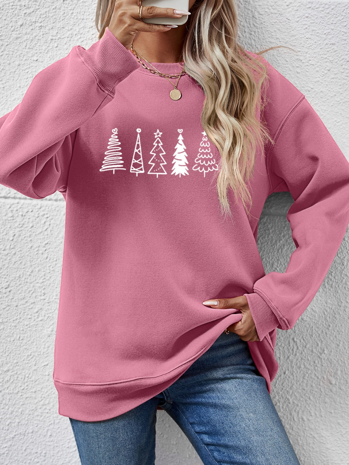 Sweat-shirt à épaules tombantes avec motif d'arbre de Noël