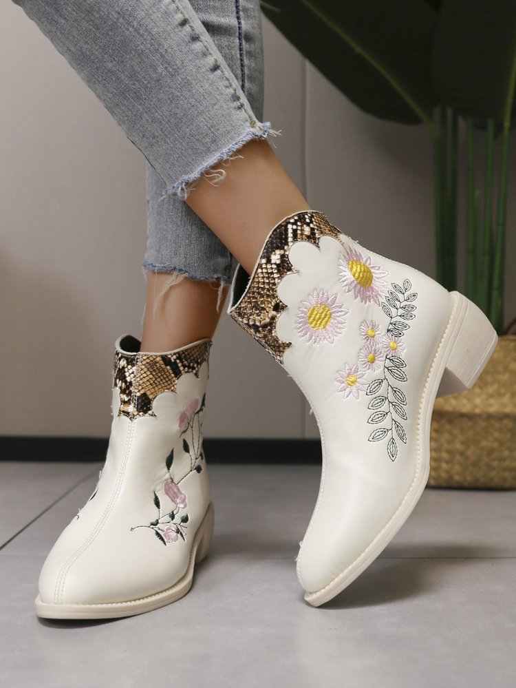 Women's Pointed-toe Stitching Embroidered Chunky Heel Chelsea Mid-calf Boots