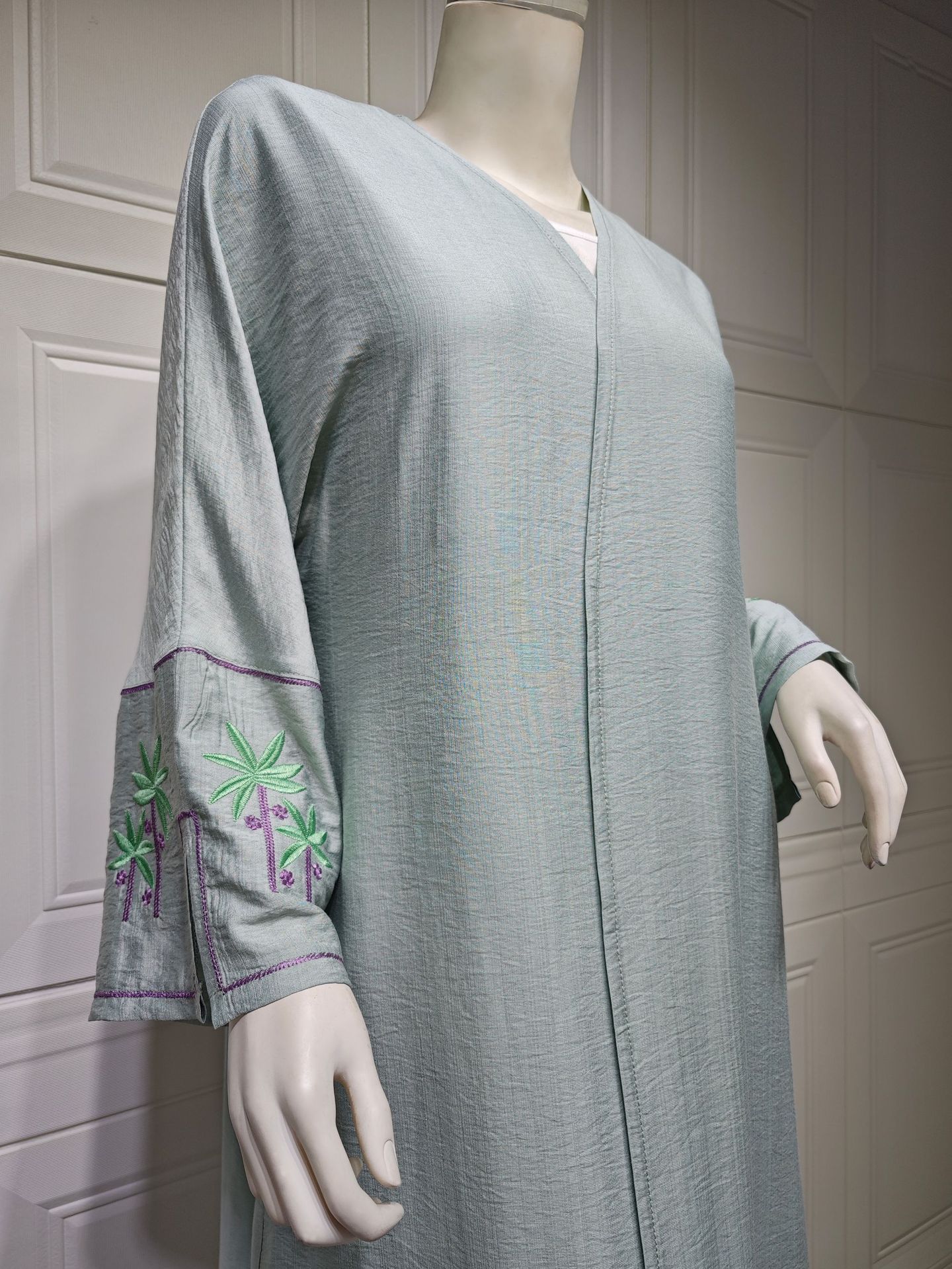 Robe cardigan brodée à la mode arabe de Dubaï et saoudienne