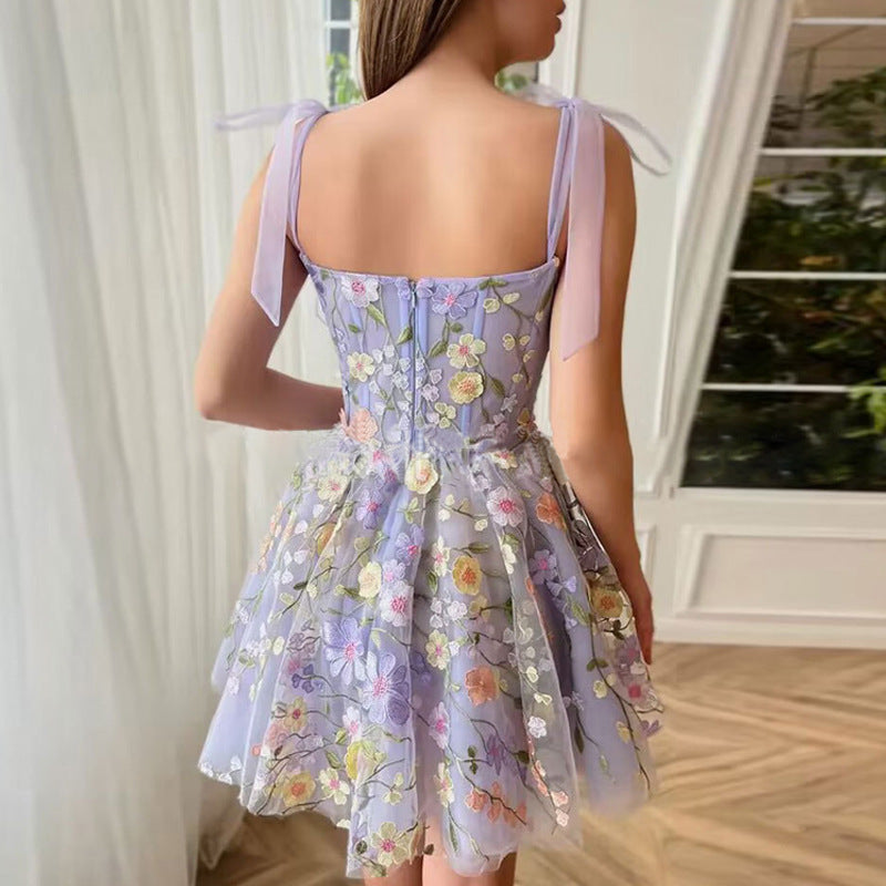 Vestido tubo con bordado de flores tridimensionales a la moda para mujer