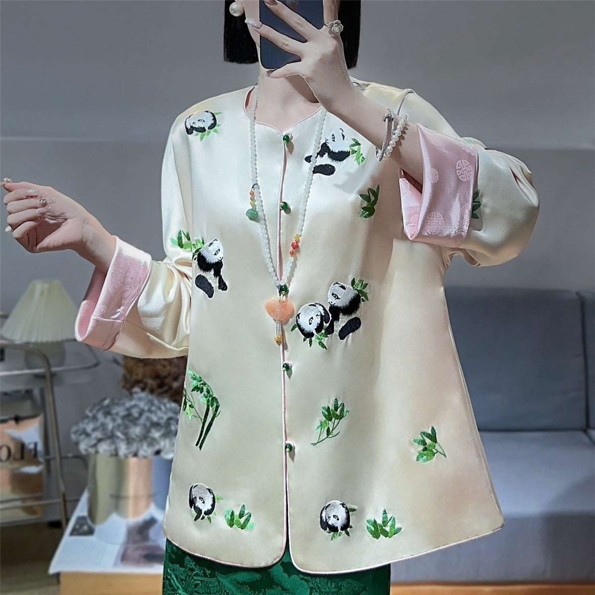 Manteau haut brodé panda à contraste de couleurs pour femme