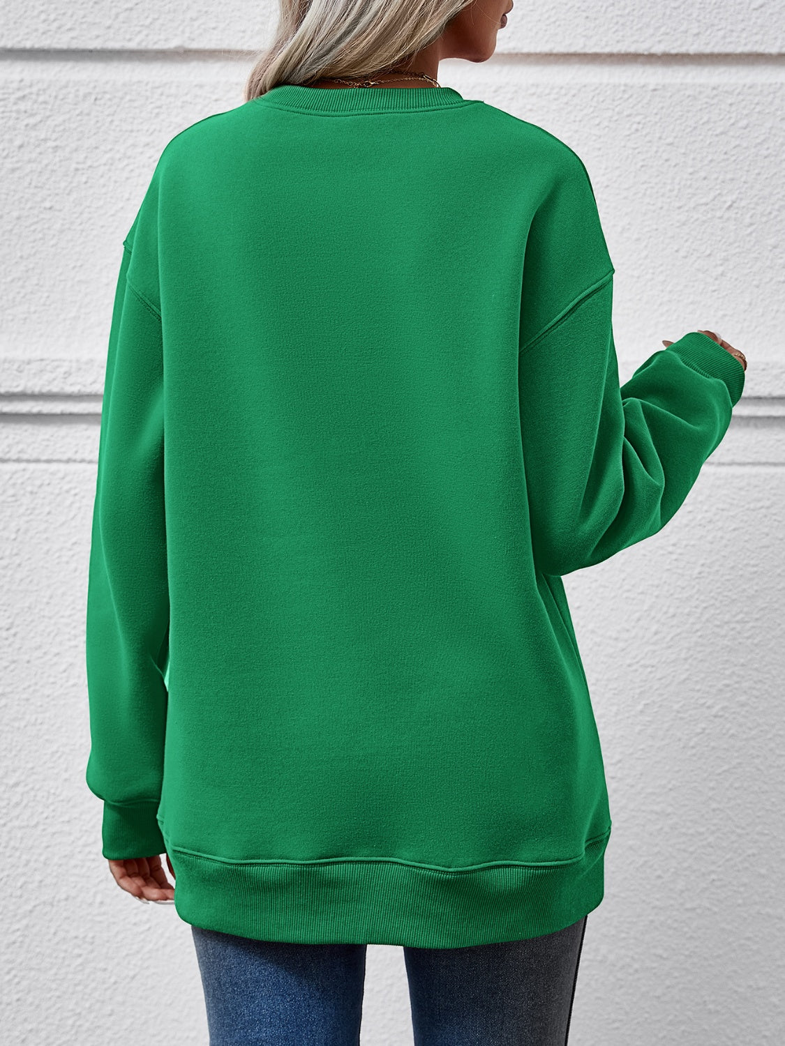 Sweat-shirt à épaules tombantes avec motif d'arbre de Noël