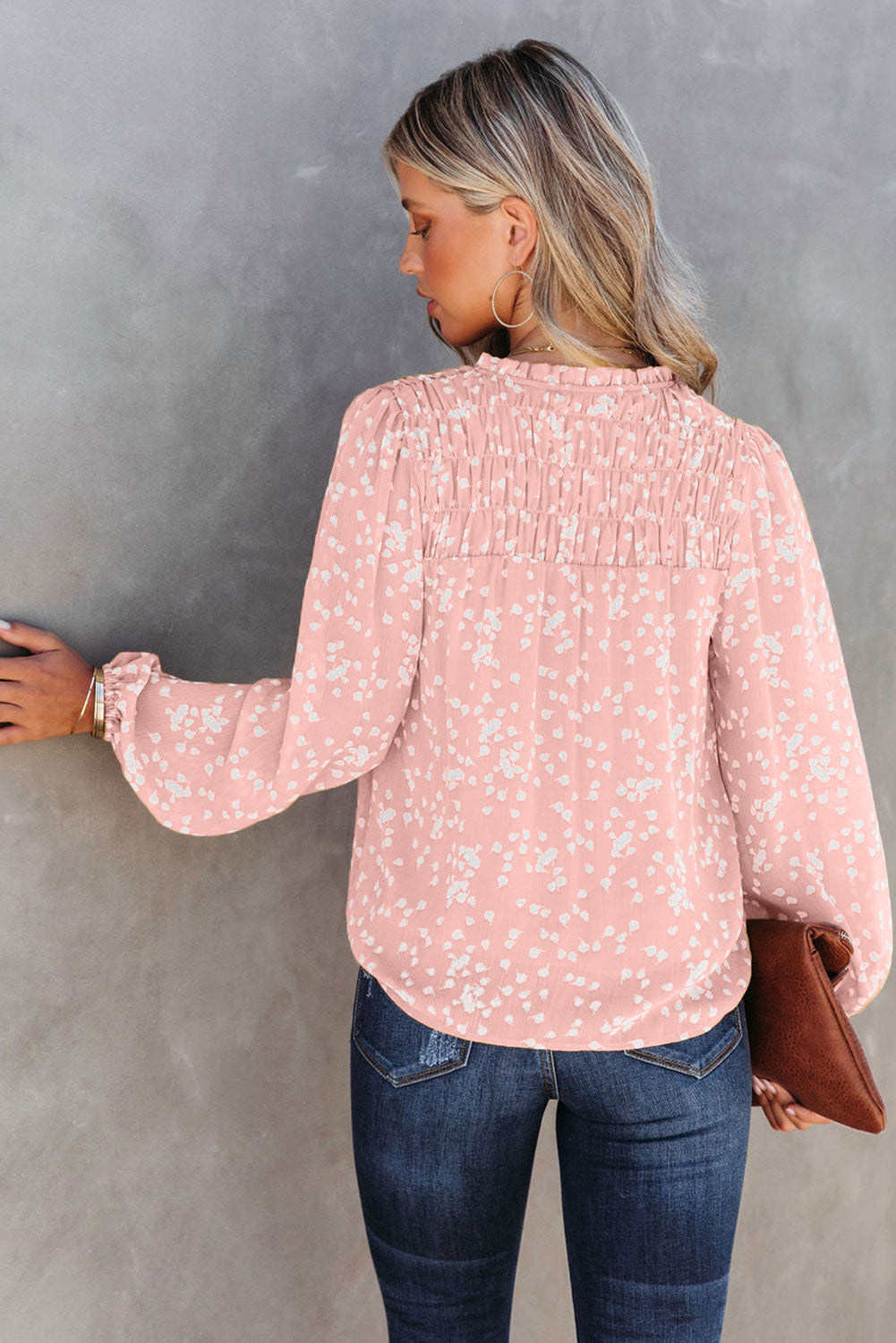 Blusa fruncida con cuello con muescas y estampado de Double Take