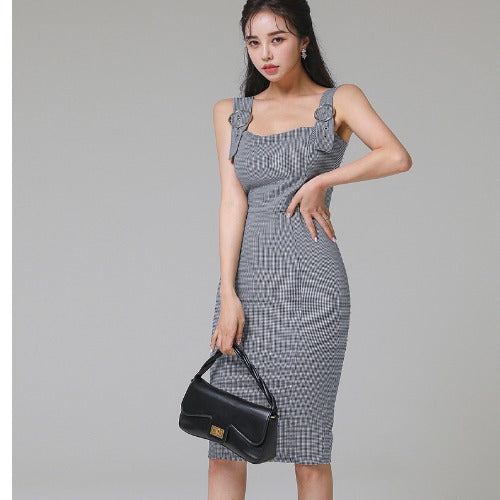 Women's Slim Fit Waist Trimming Spaghetti Straps Slim Fit Dress