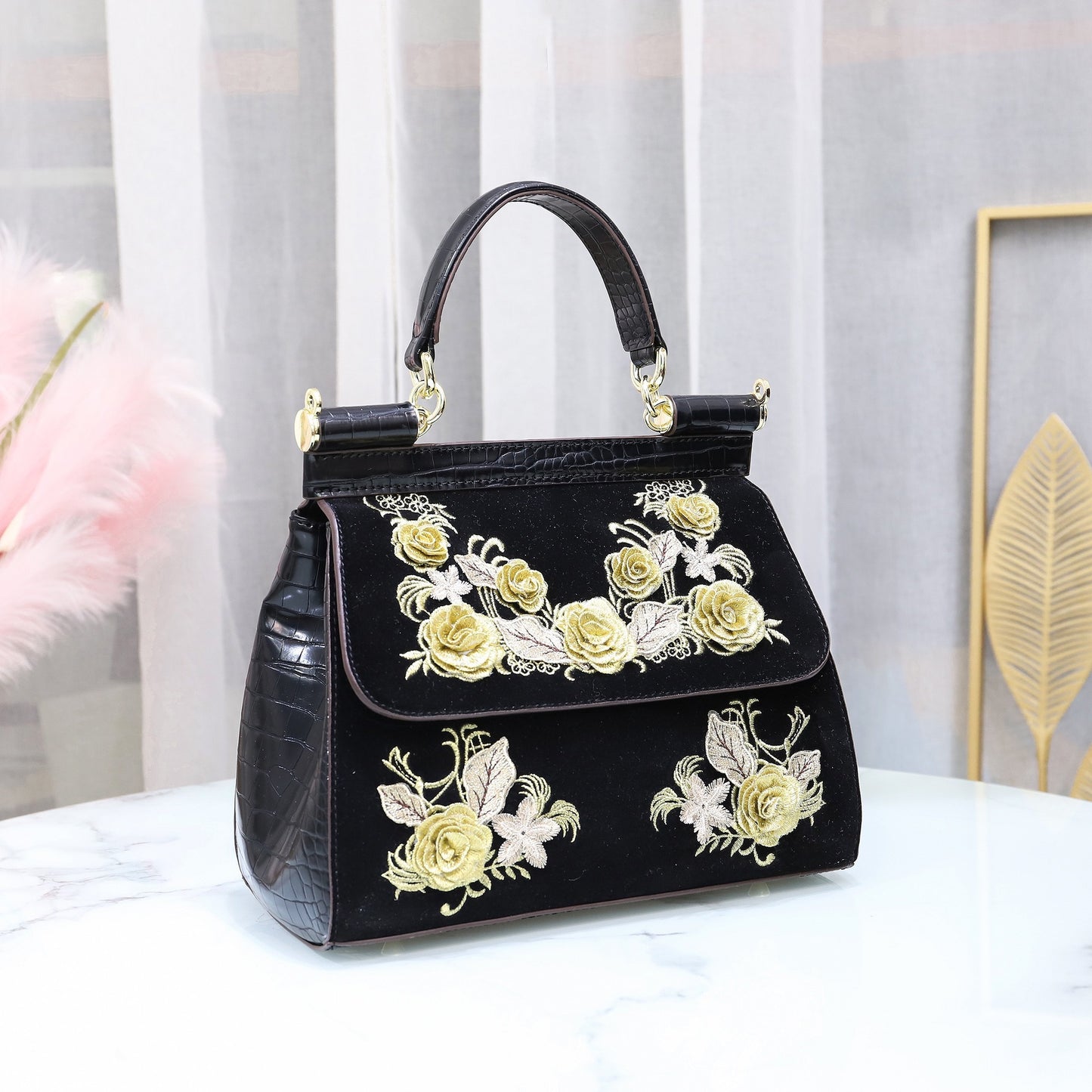 Women's Hand-held Embroidered Flower Crossbody Bag