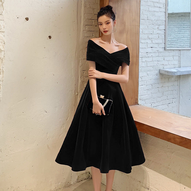 Black Slimming Off-shoulder Long Banquet Temperament Evening Dress