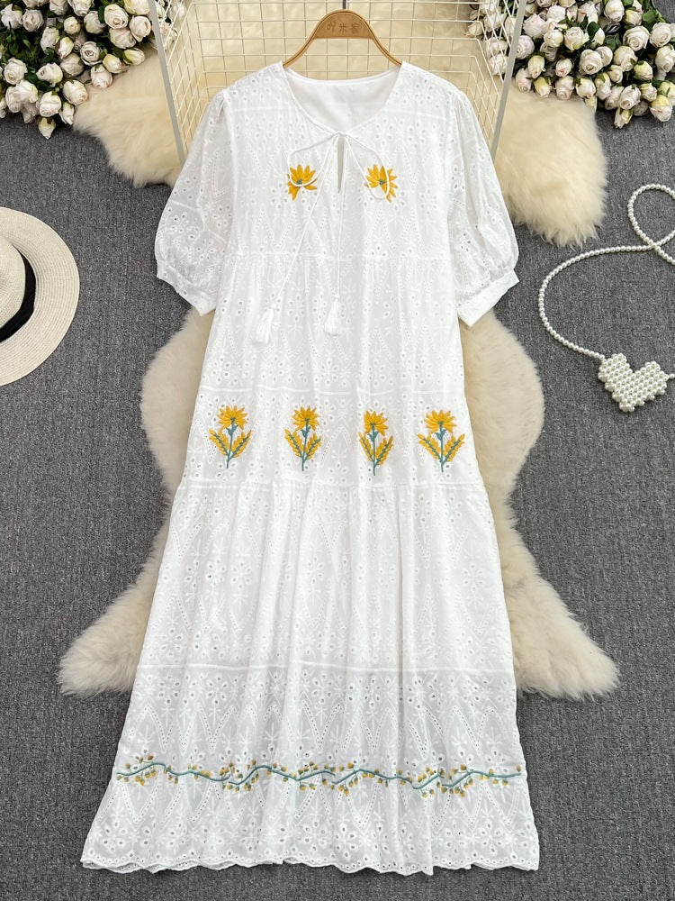 Sweet Puff Short Sleeve Round Neck Hollow Embroidery Dress