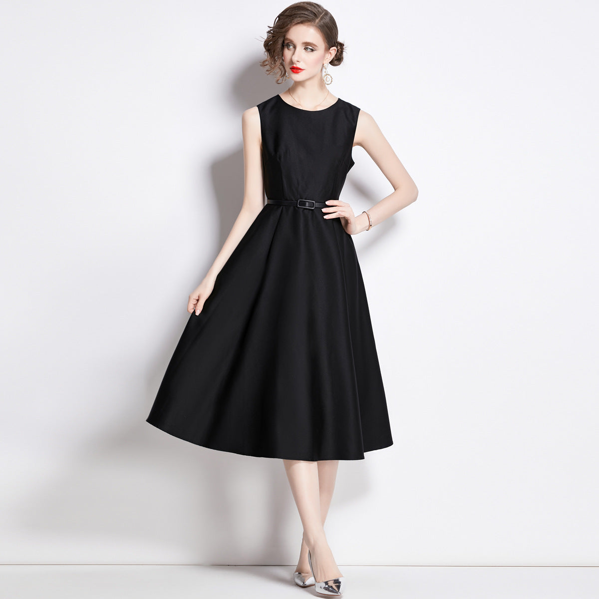 Fashionable Stylish Long Sleeveless Dress