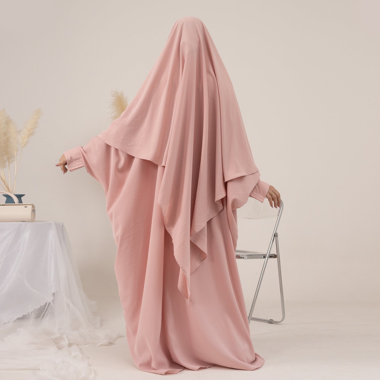 Robe à col rond et manches chauve-souris pour femmes