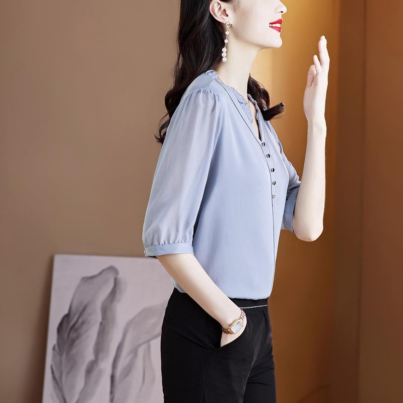 Women's New Fashion V-neck Stitching Light Luxury Chic Shirt