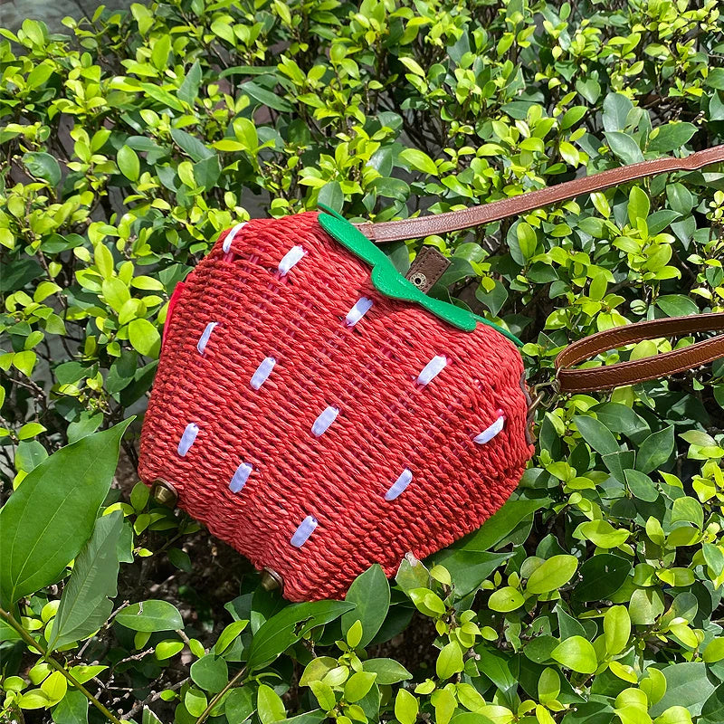 Sac tissé à la mode pour femme avec fraises