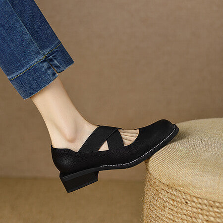 Cowhide Retro Low Heel Elastic Belt Shallow Mouth Pumps