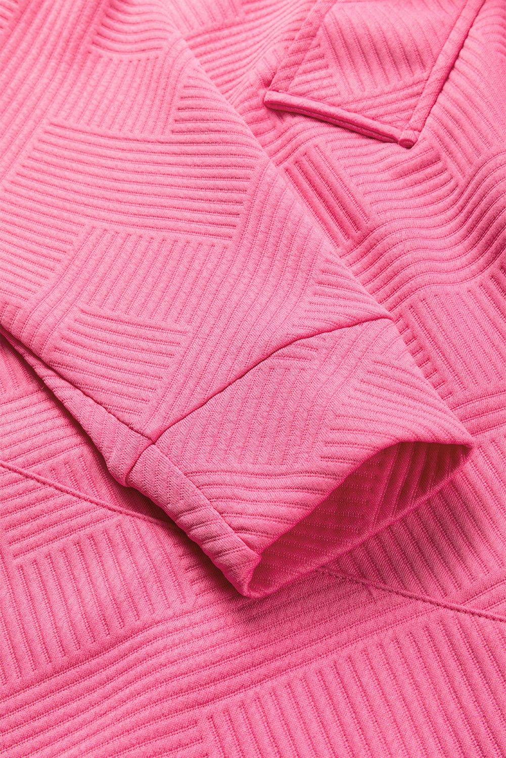 Sweat-shirt texturé rose vif à encolure zippée et poche kangourou